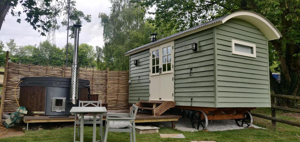 Romantic Shepherds Hut With Stunning Sunsets Hollingbourne 外观 照片